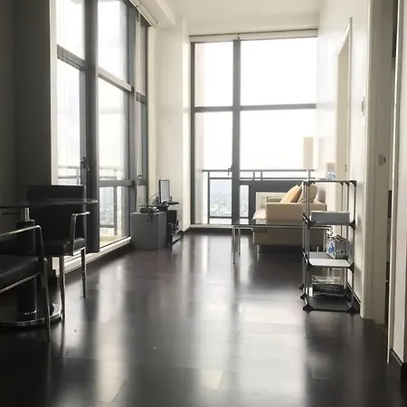 66F 1 Bedroom Penthouse With 2 Balconies Panoramic View
